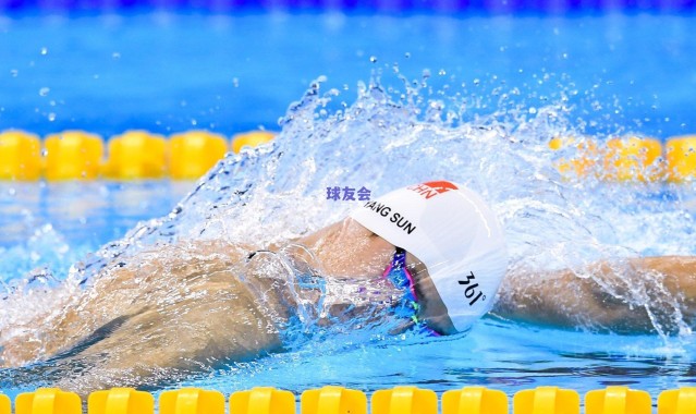 鹈鹕主场强势反弹，墨菲35分8三分，锡安31分撕裂防线，终结九连败阴霾