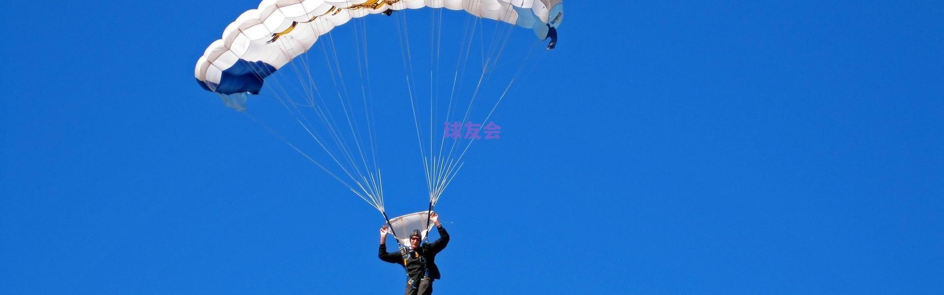 上海男篮力克深圳，弗神狂砍33分引领胜利，顾全22分难挽败局