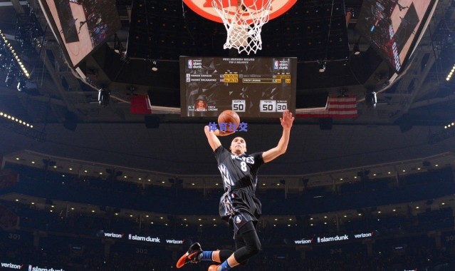 4400万镑中场接近加盟！曼联冬窗加速锁定狼队核心，卡塞米罗离队倒计时