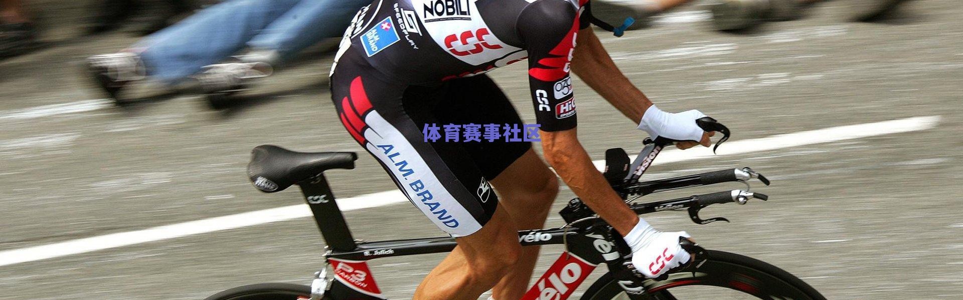 本泽马评选历史最佳十一人，三大罗纳尔多齐聚 梅西入围 皇马巴萨九席彰显传奇