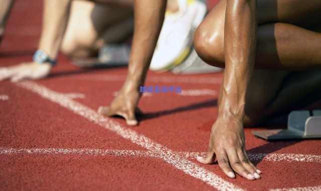 2024-2025赛季NBA总决赛落幕，丹佛掘金队成功卫冕捧起奥布莱恩杯