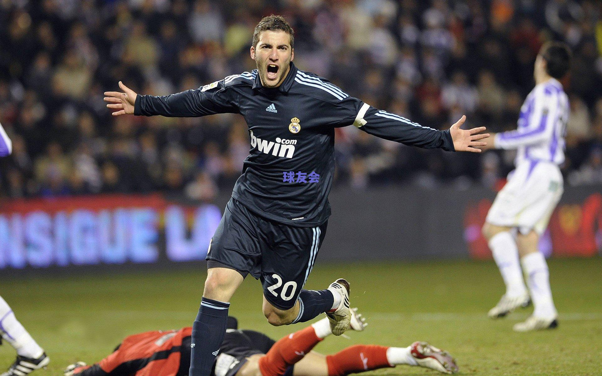 凯恩108场追平传奇博比-穆尔，跻身英格兰队史出场榜第五